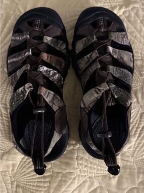 Keen Brown and Black Strappy Outdoor Sandals